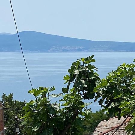 Modern Couples Coastal Getaway Mm Leilighet Crikvenica Eksteriør bilde