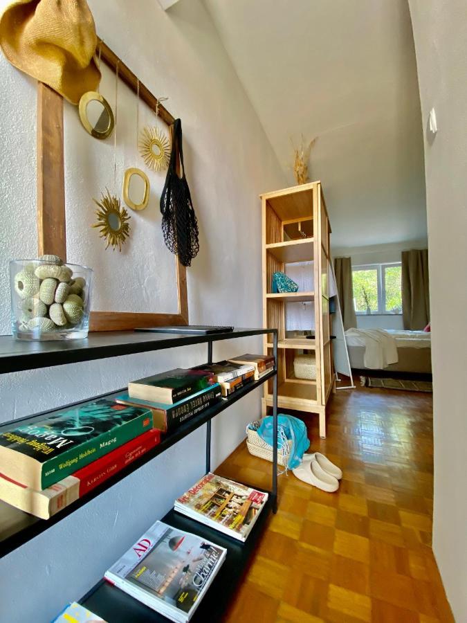 Modern Couples Coastal Getaway Mm Leilighet Crikvenica Eksteriør bilde