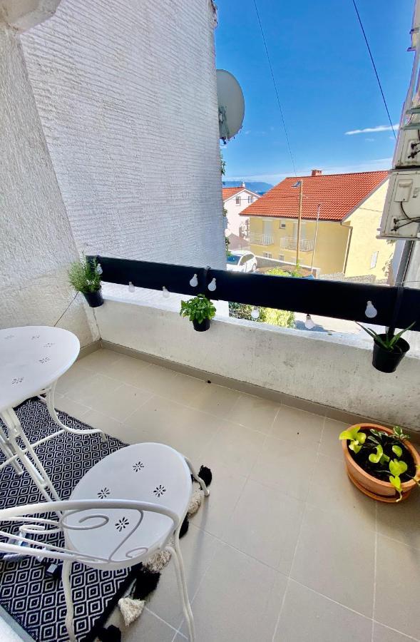 Modern Couples Coastal Getaway Mm Leilighet Crikvenica Eksteriør bilde
